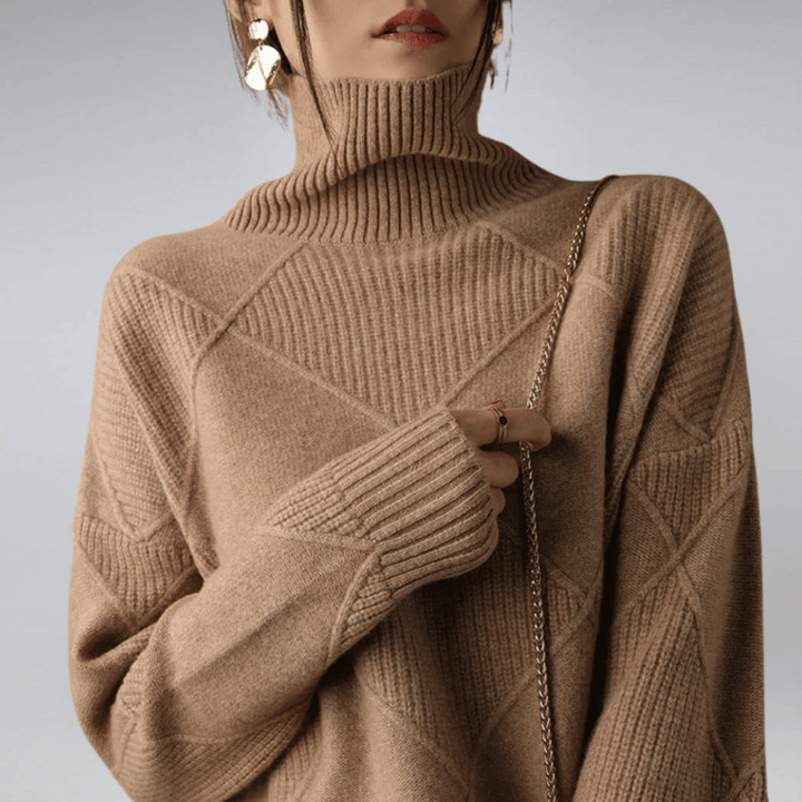 Naomie- Cozy Turtleneck Sweater