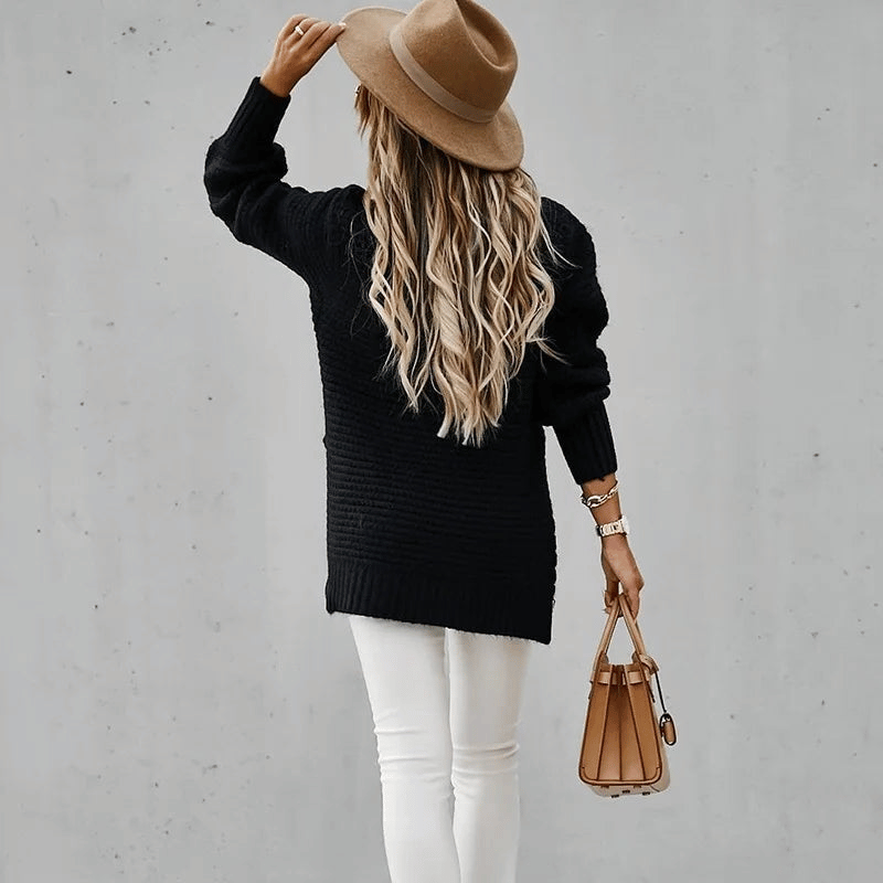 Sofia - Loose knit sweater with long sleeves